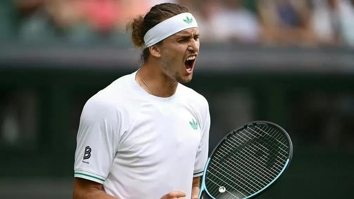 温网轻取澳网，兹维列夫高光表现