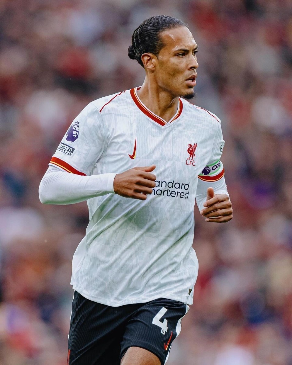 国际米兰逆转德国，范戴克关键制胜